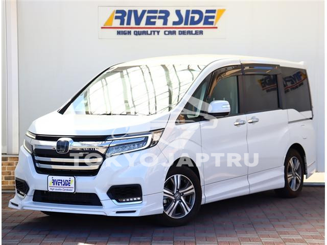 HONDA STEPWAGON SPADA