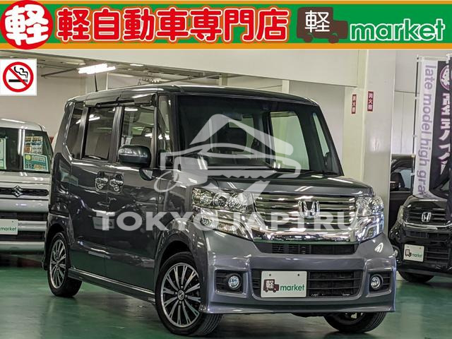 HONDA N-BOX CUSTOM