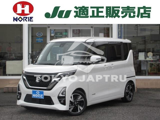 NISSAN ROOX