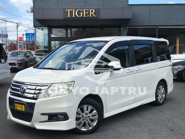 HONDA STEPWAGON SPADA