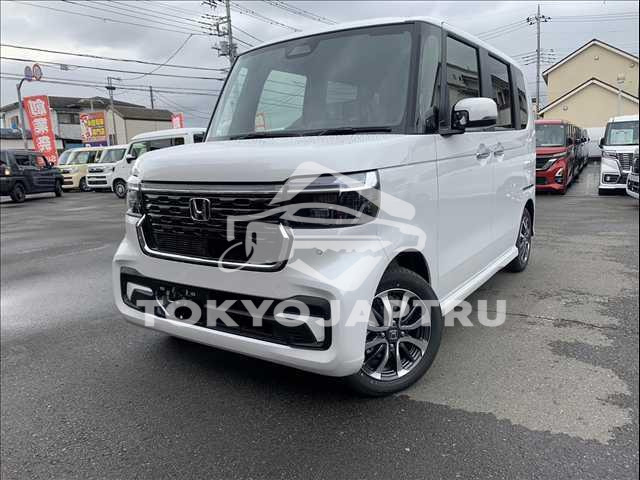 HONDA N-BOX CUSTOM