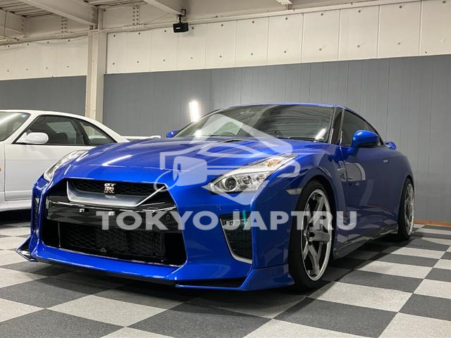 NISSAN GT-R