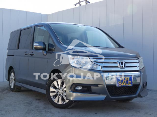 HONDA STEPWAGON SPADA