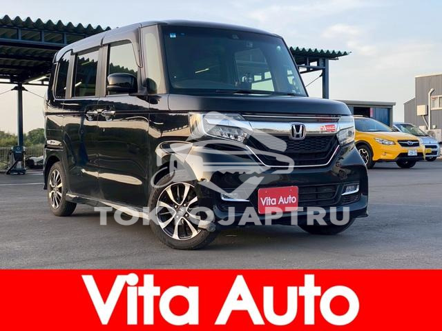 HONDA N-BOX CUSTOM