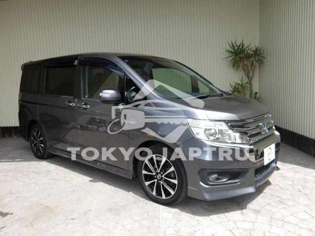 HONDA STEPWAGON SPADA