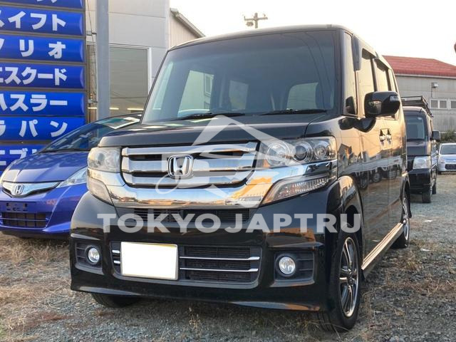 HONDA N-BOX CUSTOM