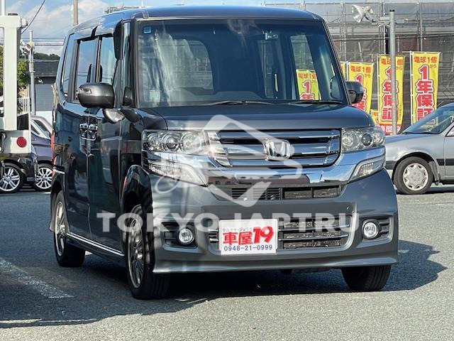 HONDA N-BOX CUSTOM