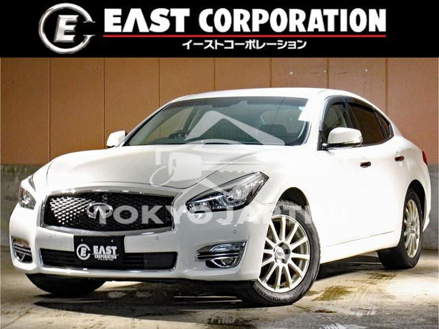 NISSAN FUGA