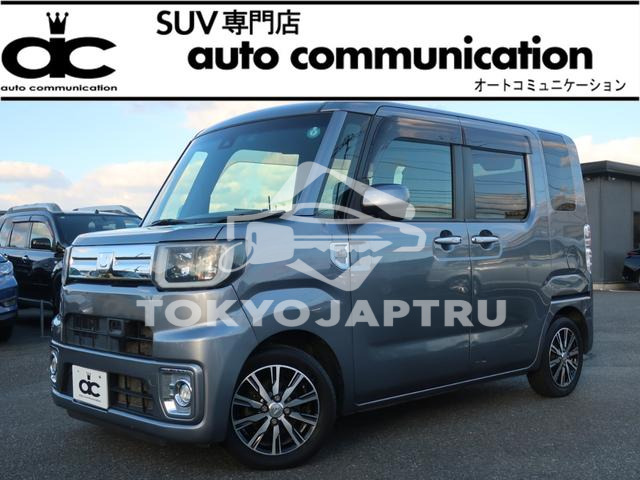 DAIHATSU WAKE