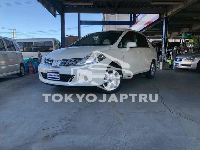 NISSAN TIIDA LATIO
