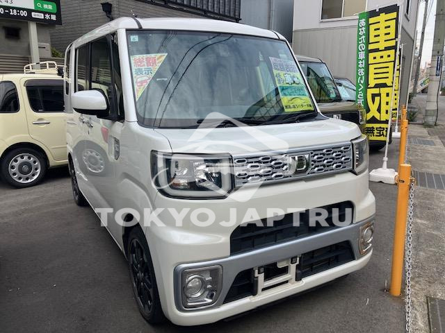 DAIHATSU WAKE