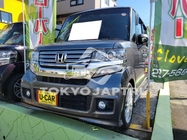 HONDA N-BOX CUSTOM