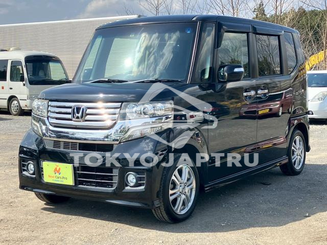 HONDA N-BOX CUSTOM