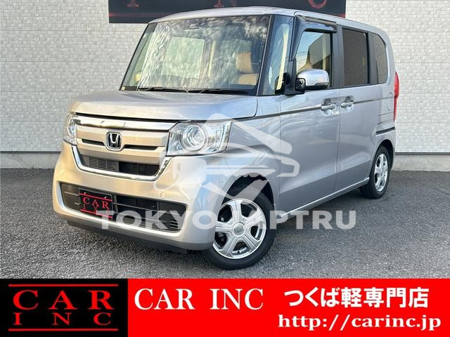 HONDA N-BOX CUSTOM