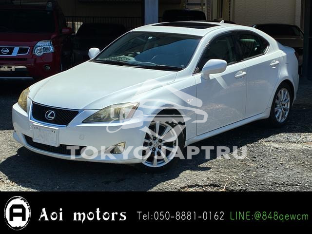 LEXUS IS