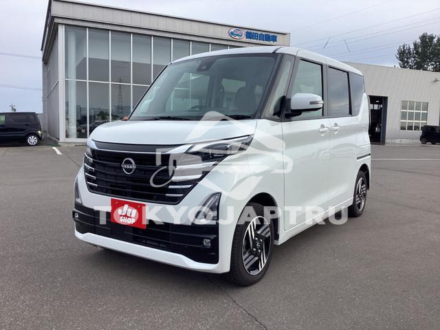 NISSAN ROOX