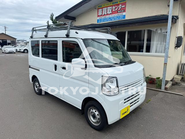 NISSAN NV100CLIPPER VAN