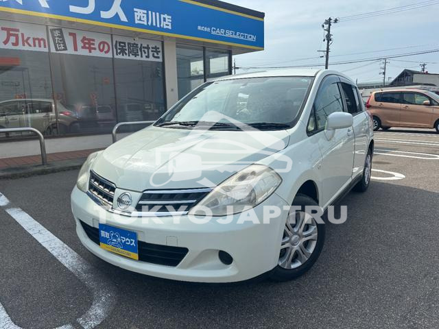 NISSAN TIIDA