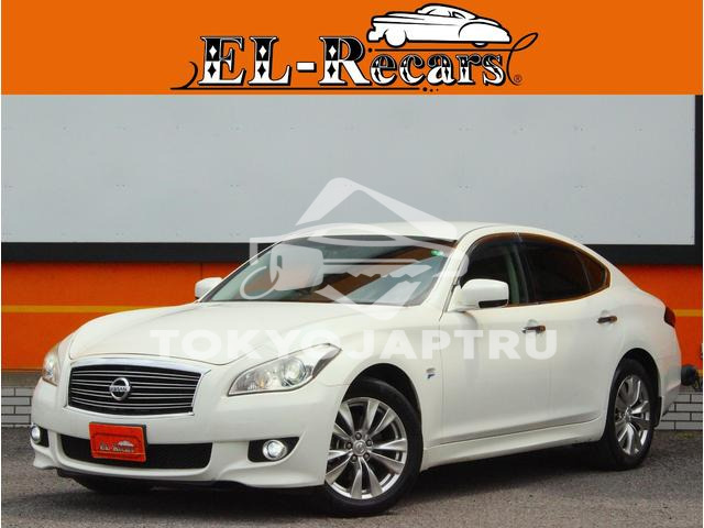 NISSAN FUGA