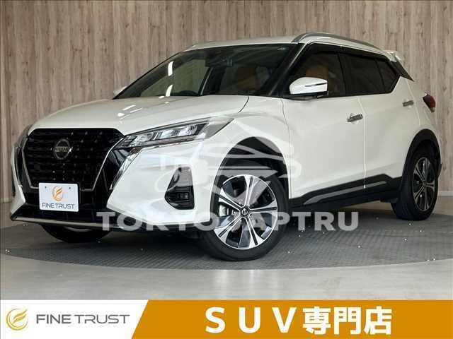 NISSAN KICKS