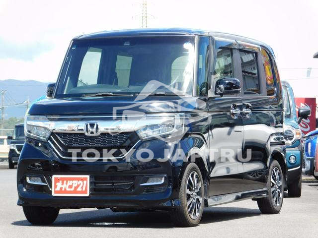 HONDA N-BOX CUSTOM