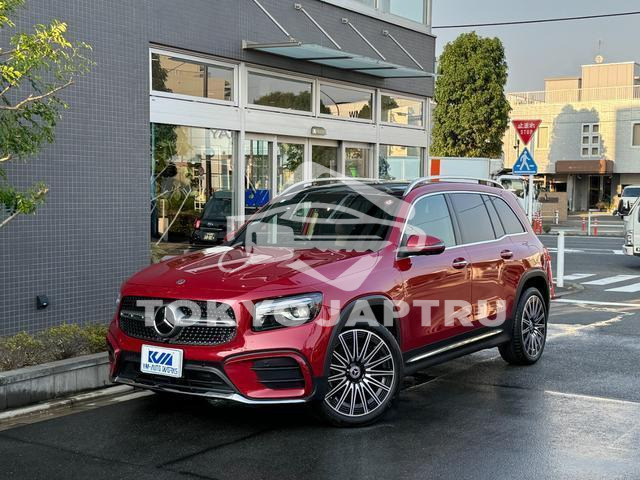 MERCEDES BENZ GLB