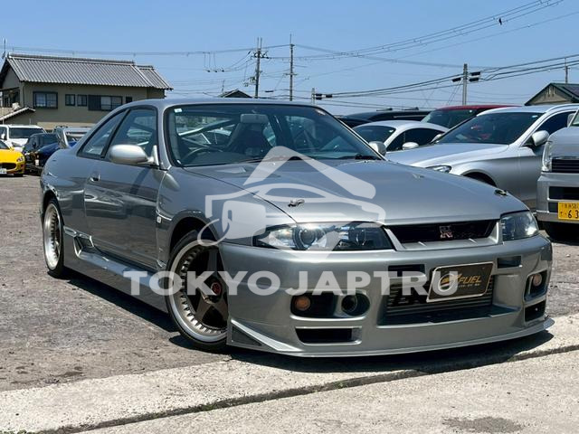 NISSAN SKYLINE