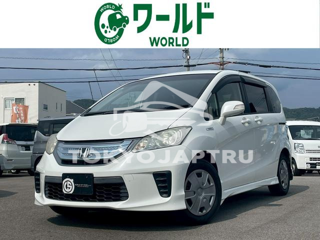 HONDA FREED HYBRID