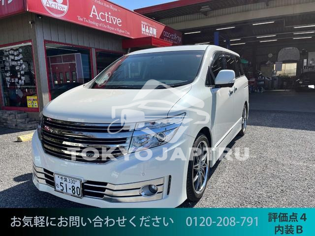 NISSAN ELGRAND