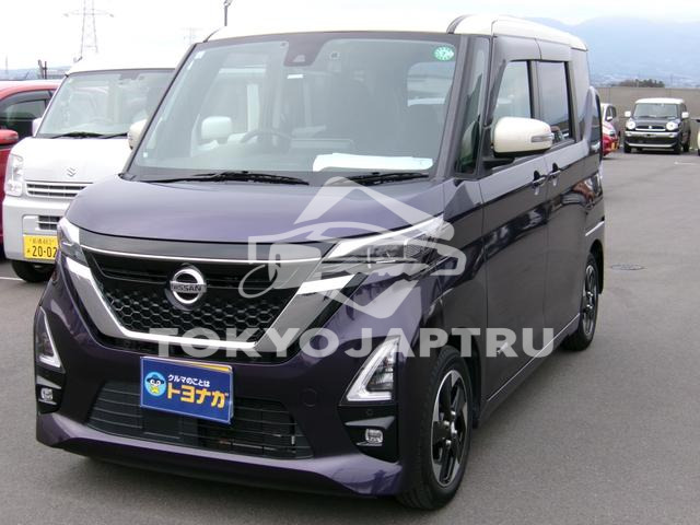 NISSAN ROOX