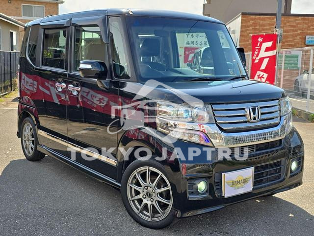 HONDA N-BOX CUSTOM