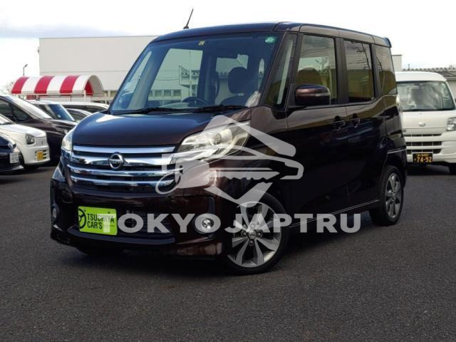 NISSAN DAYZ ROOX