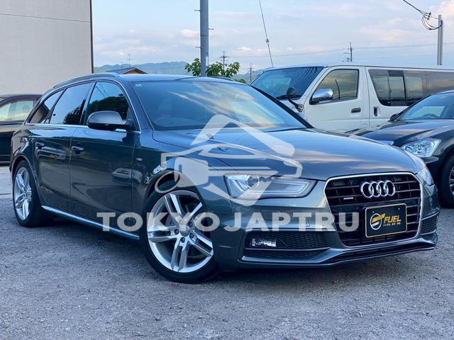 AUDI A4 AVANT