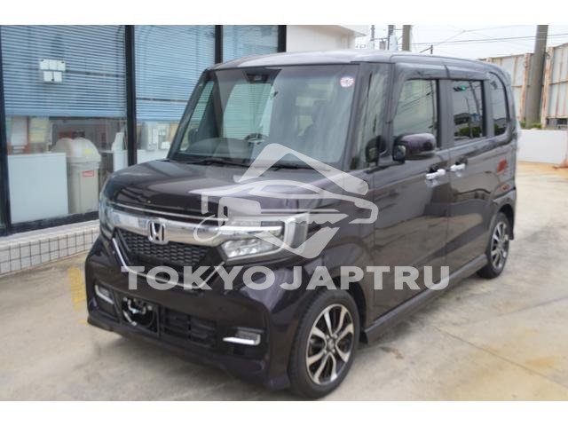 HONDA N-BOX CUSTOM