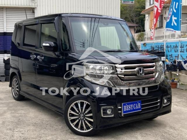 HONDA N-BOX CUSTOM