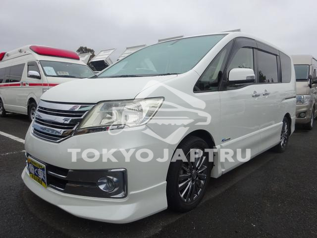NISSAN SERENA
