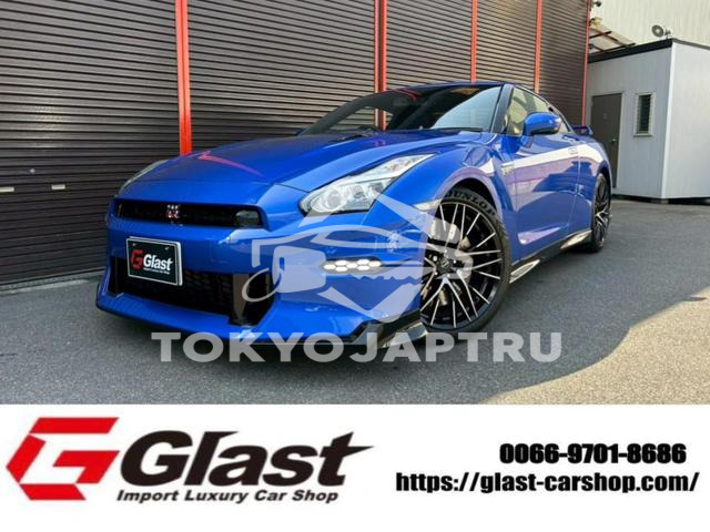 NISSAN GT-R