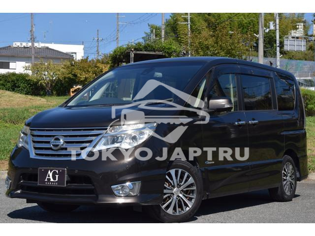 NISSAN SERENA