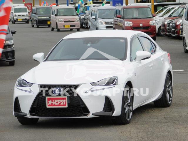 LEXUS IS