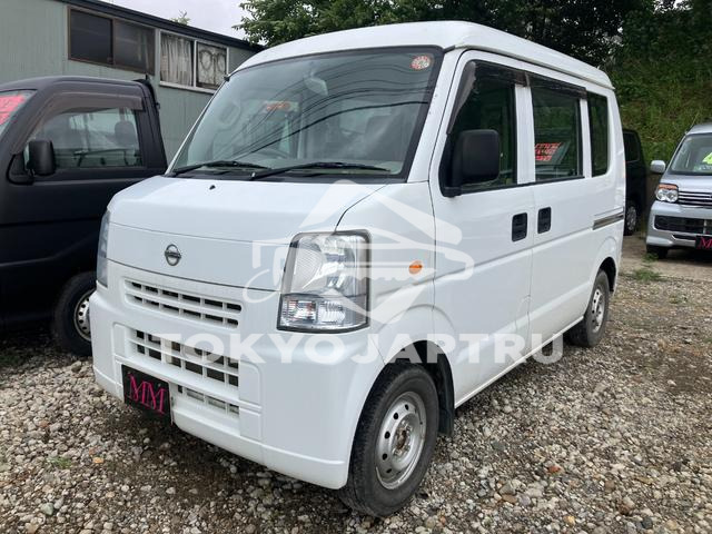 NISSAN NV100CLIPPER VAN