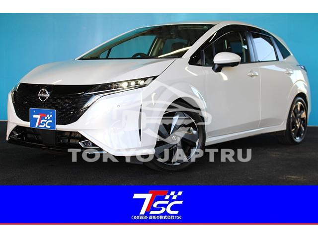 NISSAN AURA