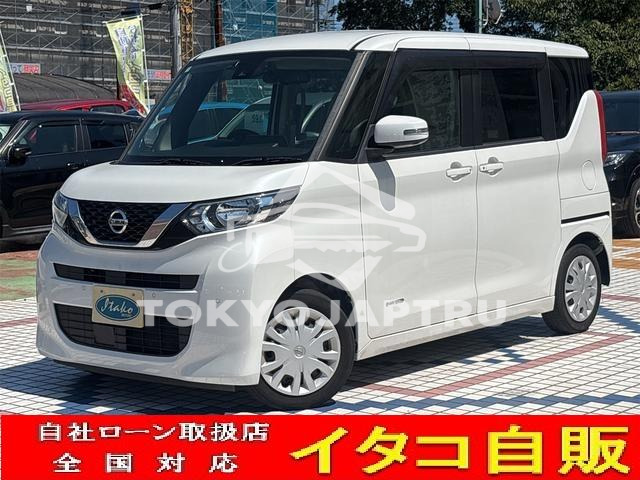 NISSAN ROOX