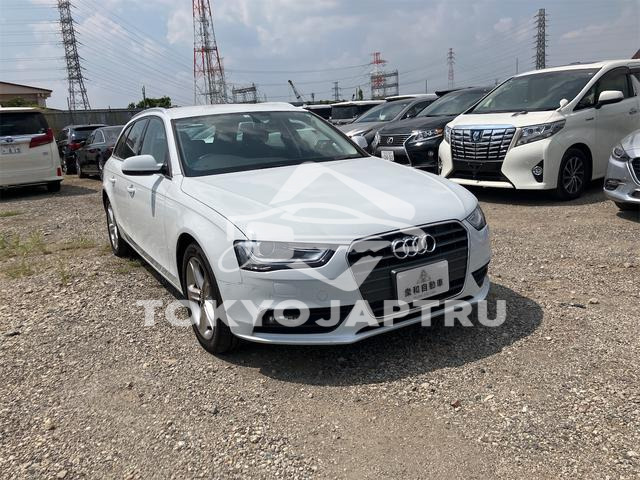 AUDI A4 AVANT
