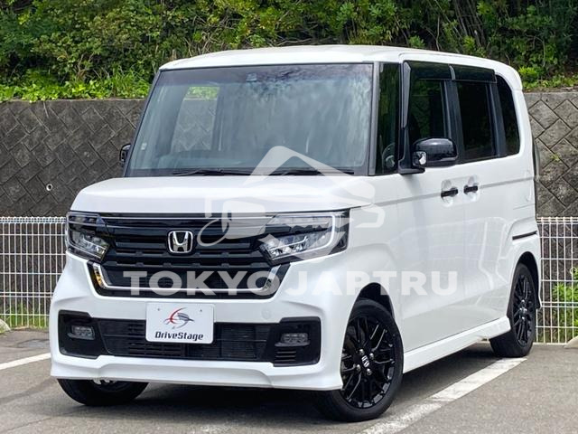 HONDA N-BOX CUSTOM