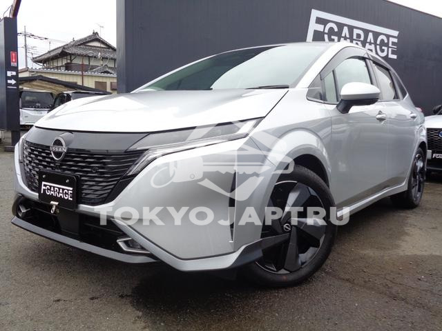 NISSAN AURA