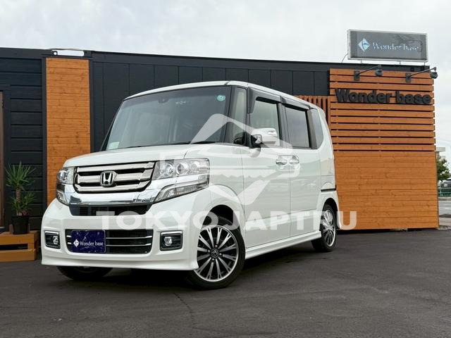 HONDA N-BOX CUSTOM