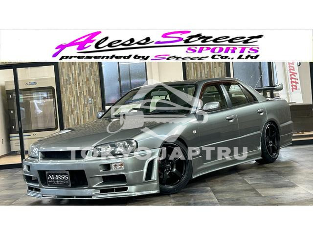 NISSAN SKYLINE