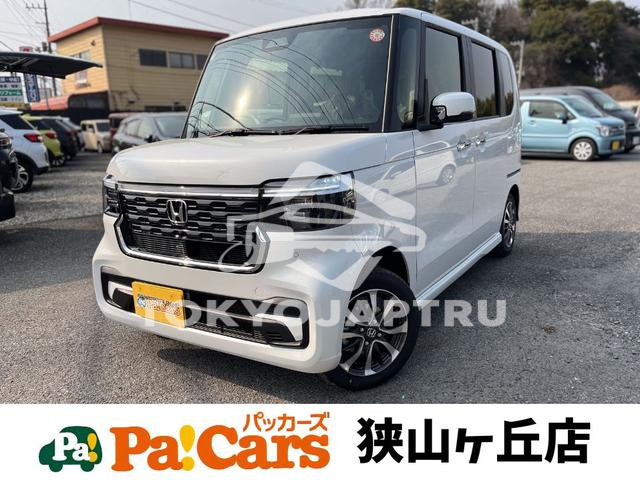 HONDA N-BOX CUSTOM