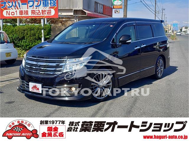 NISSAN ELGRAND