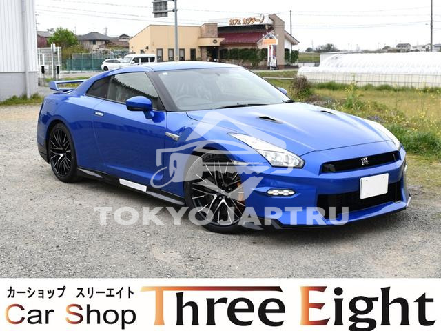 NISSAN GT-R